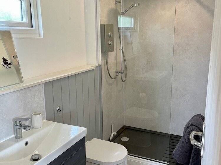 فندق Willow Lodge