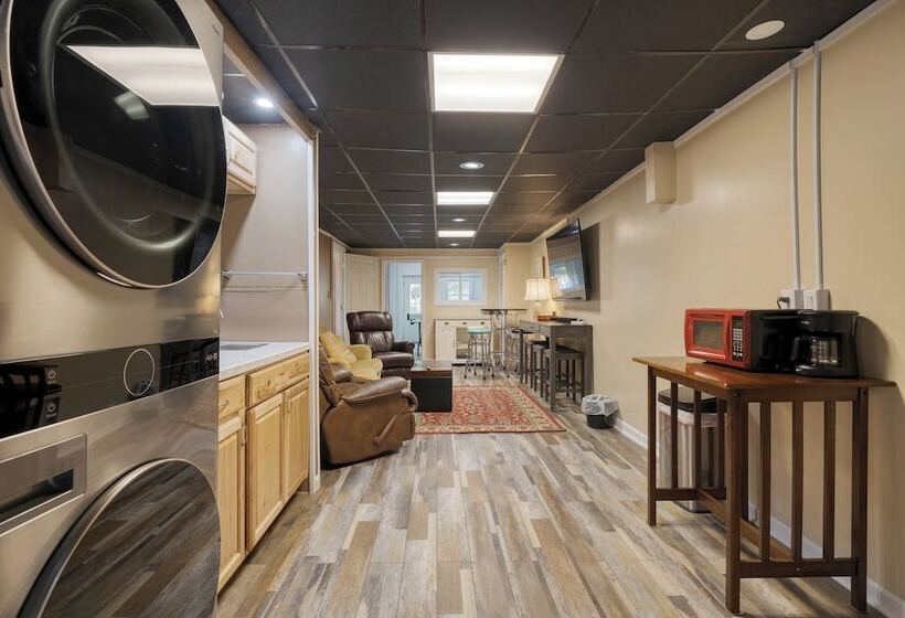 Asheville Sunset 10min To Asheville + Ping Pong