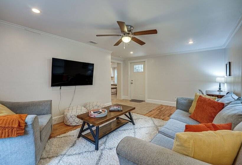 Downtown Thomasville Home W/ Yard & Fire Pit