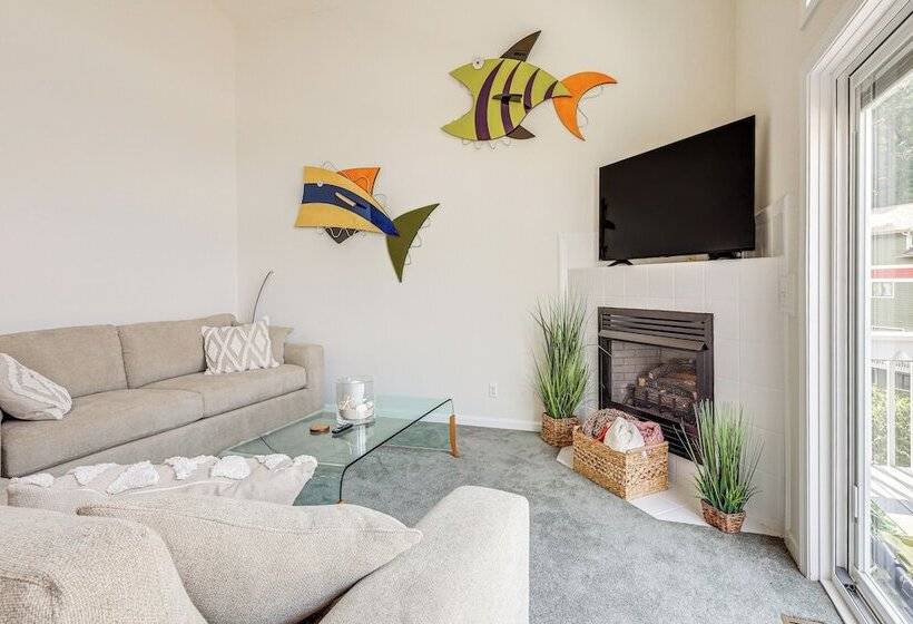 Decks, Dock & Views: Lakefront Home In Lafollette!