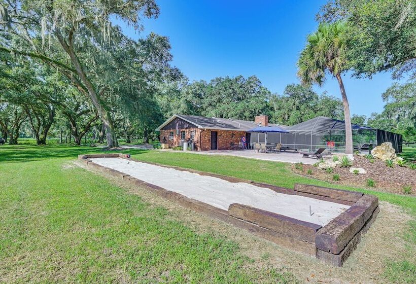 Lutz Home W/ Game Room: 7 Mi To Adventure Island!