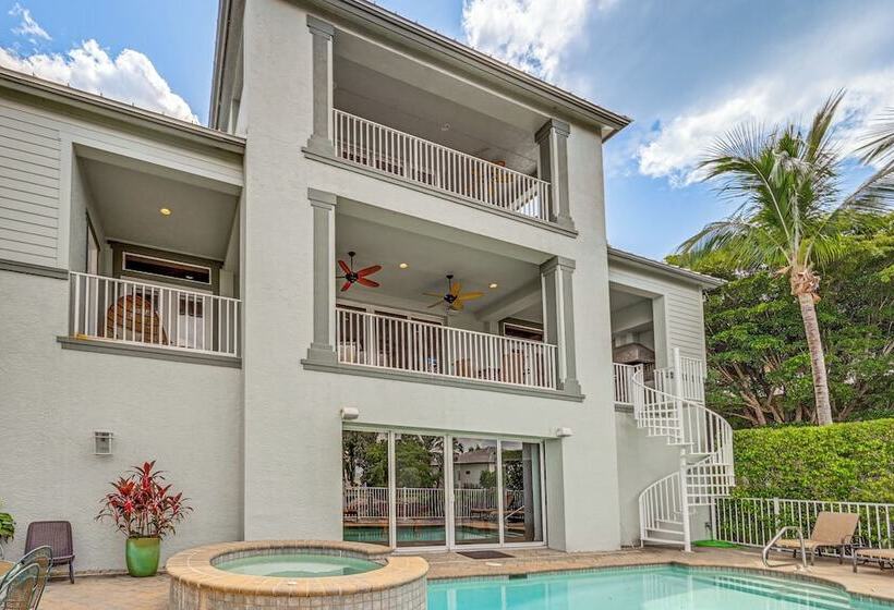 Luxe Bonita Springs Home < 2 Mi To Beach!