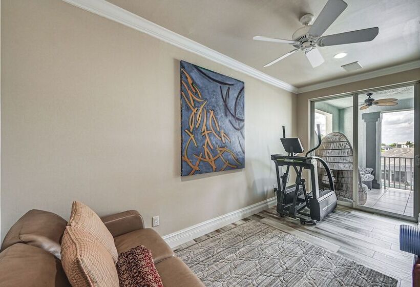 Luxe Bonita Springs Home < 2 Mi To Beach!