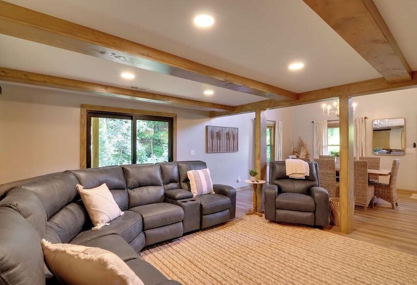 Modern Burkesville Home: 2 Mi To Dale Hollow Lake!