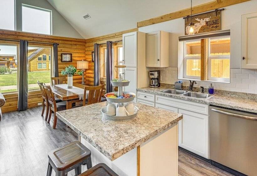 Mountain View Red Lodge Home   10 Mi To Skiing!