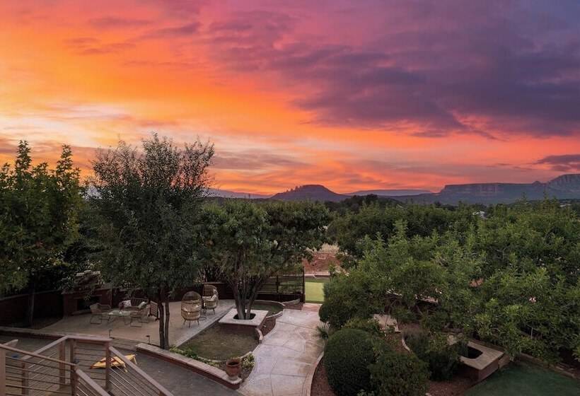 Mystic Sunset By Avantstay Thunder Mountain View + Pool, Driving Range, Casita