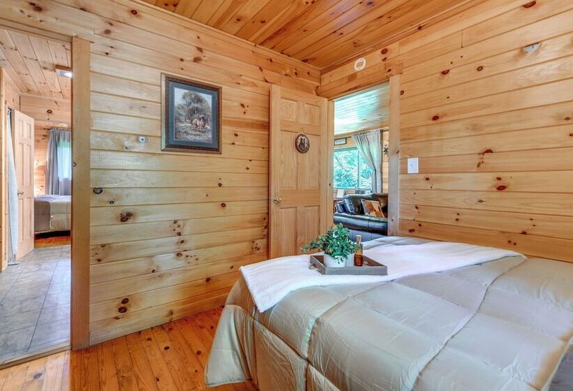 Nantahala Village Cabin W/ Resort Amenities!