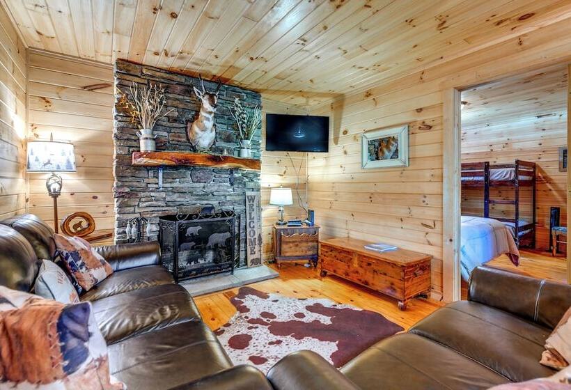 Nantahala Village Cabin W/ Resort Amenities!