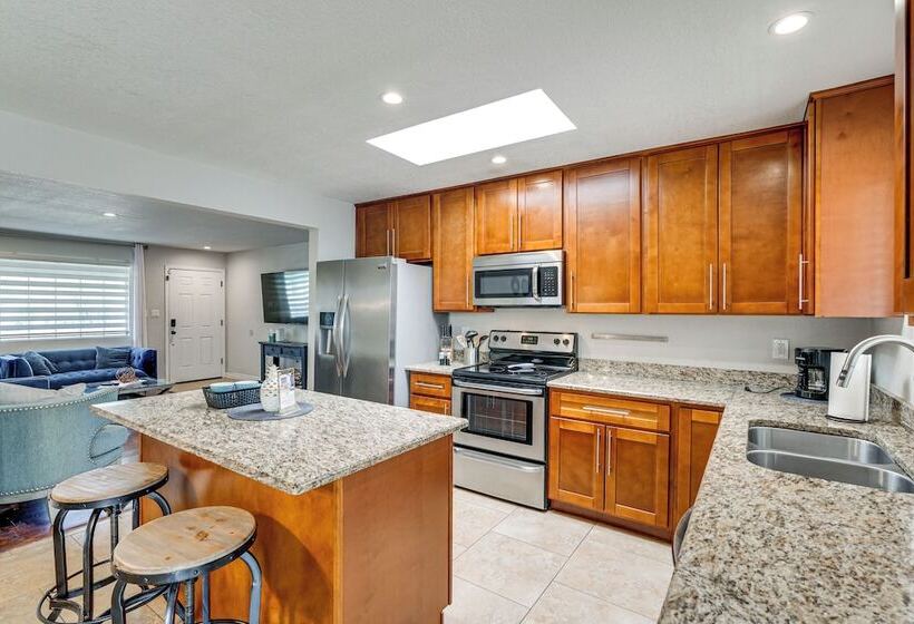 Paradise Valley Home ~ 2 Mi To Lookout Mountain!