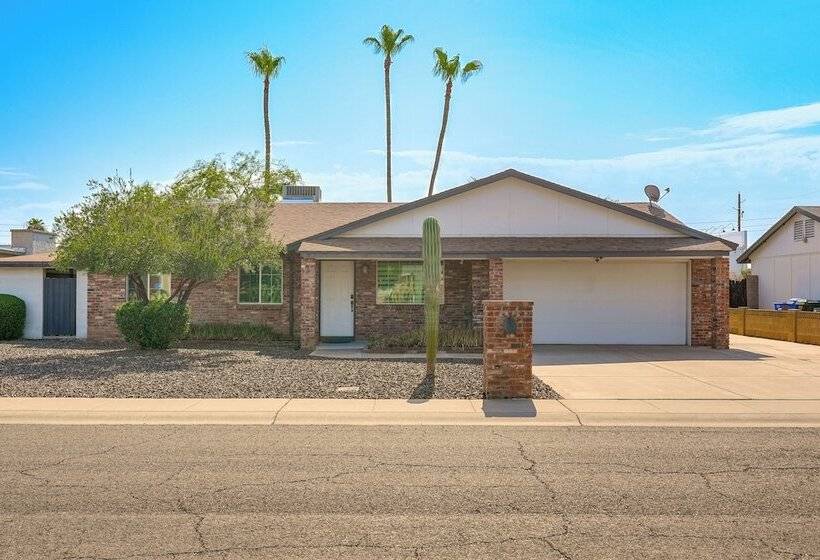Paradise Valley Home ~ 2 Mi To Lookout Mountain!