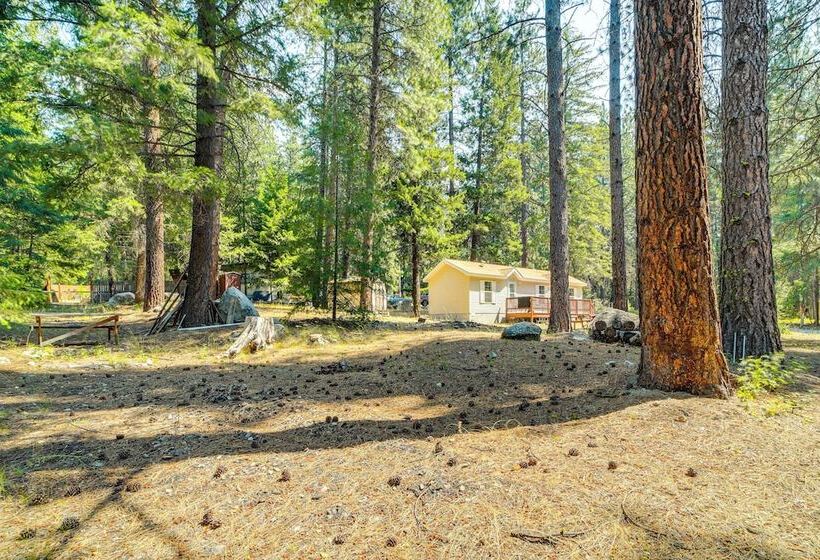 Peaceful Entiat Home: Pets Welcome!