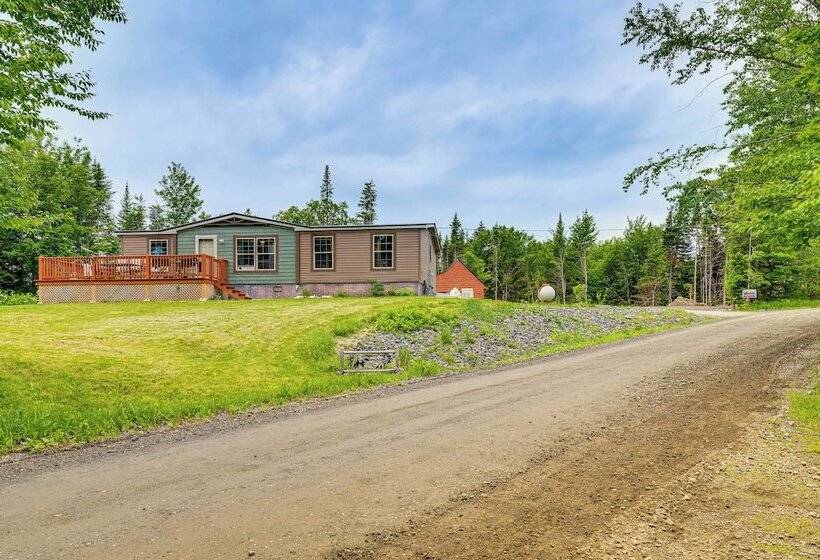 4 Mi To Lake Francis: Peaceful Pittsburg Home