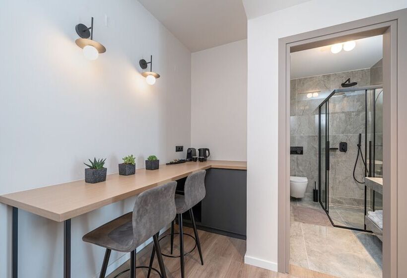 膳宿费 Kefalonia Lux