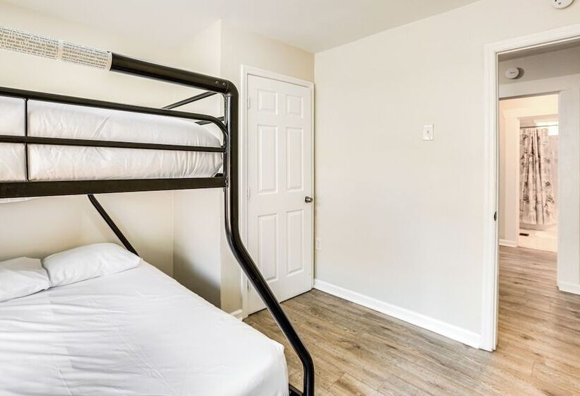 Pet Friendly Birmingham Home: 7 Mi To Downtown!