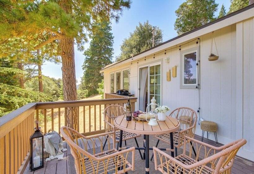 4 Mi To Lake Gregory: Crestline Cabin