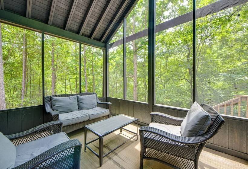 Screened Porch: Pet Friendly Dadeville Cabin!