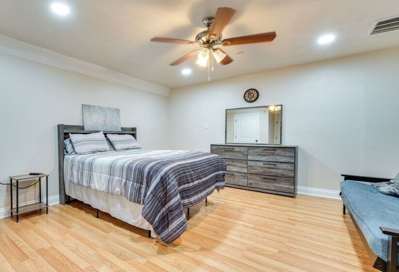 Group Friendly Louisana Hideaway: Hunt & Fish!