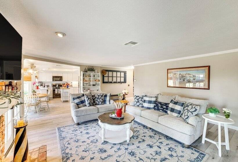 Pet Friendly Riverside Retreat W/ Private Hot Tub!