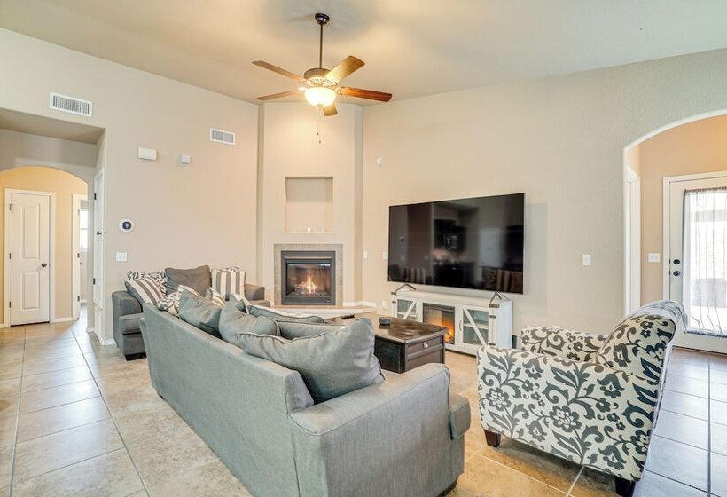 Pet Friendly Santa Teresa Home W/ Patio & Grill!
