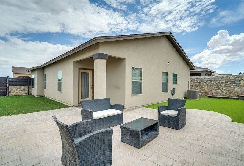 Pet Friendly Santa Teresa Home W/ Patio & Grill!