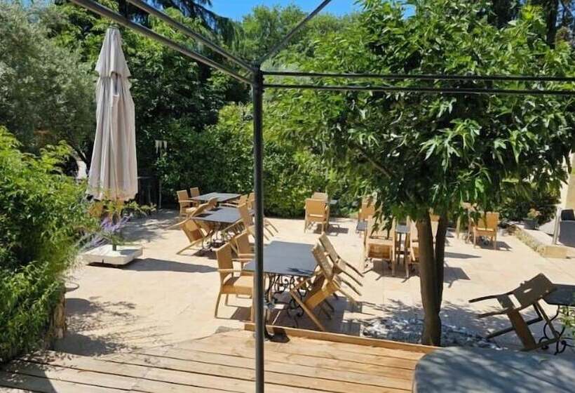 Резиденция La Madone