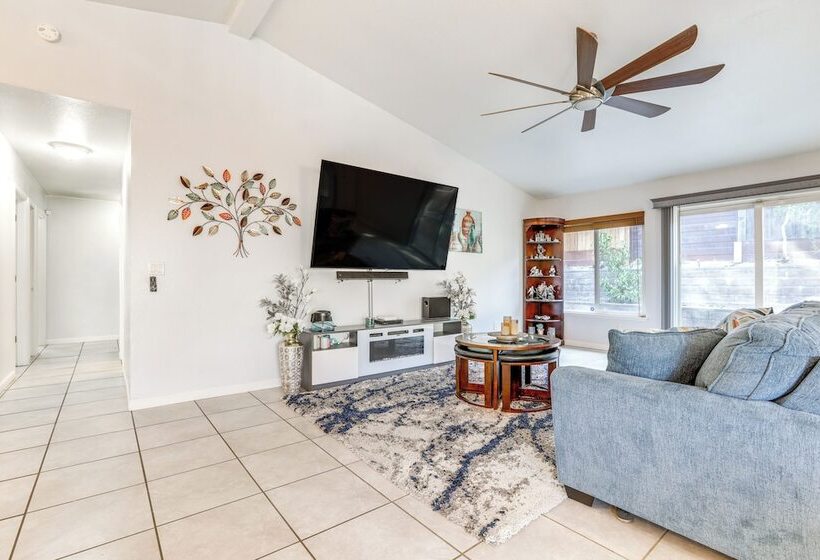 Sacramento Home W/ Pool Near Dtwn: Pets Welcome!