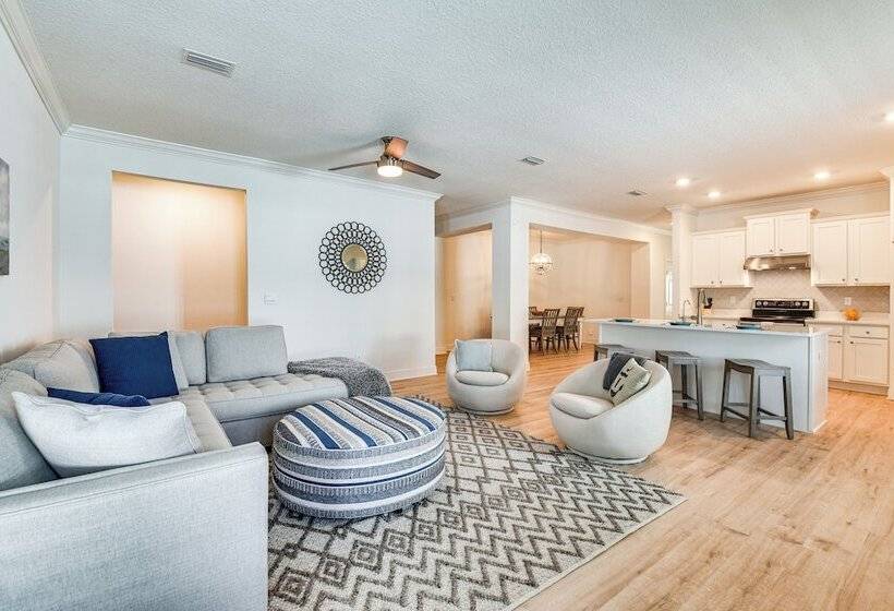 Santa Rosa Beach Home W/ Community Pool!