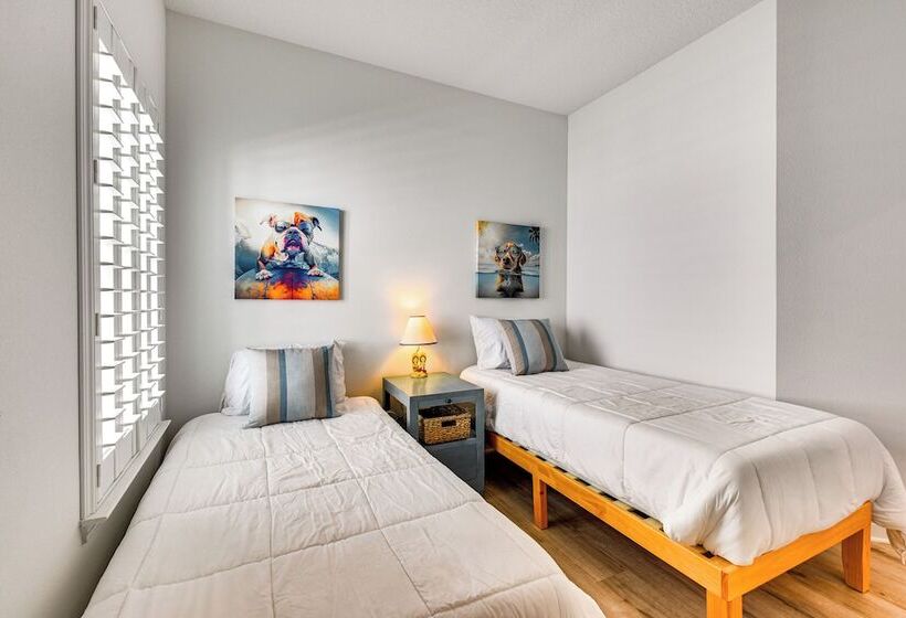 Santa Rosa Beach Home W/ Community Pool!