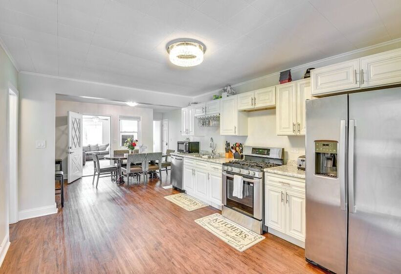 3 Mi To Lake Michigan Access: Sawyer Home W/ Patio