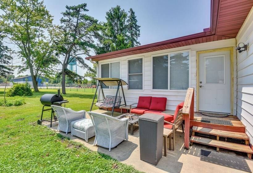 3 Mi To Lake Michigan Access: Sawyer Home W/ Patio