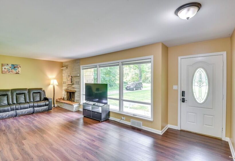 5 Mi To Warren Dunes Secluded Sawyer Home!