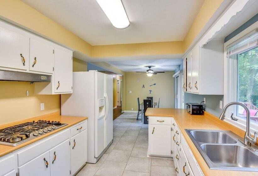 5 Mi To Warren Dunes Secluded Sawyer Home!