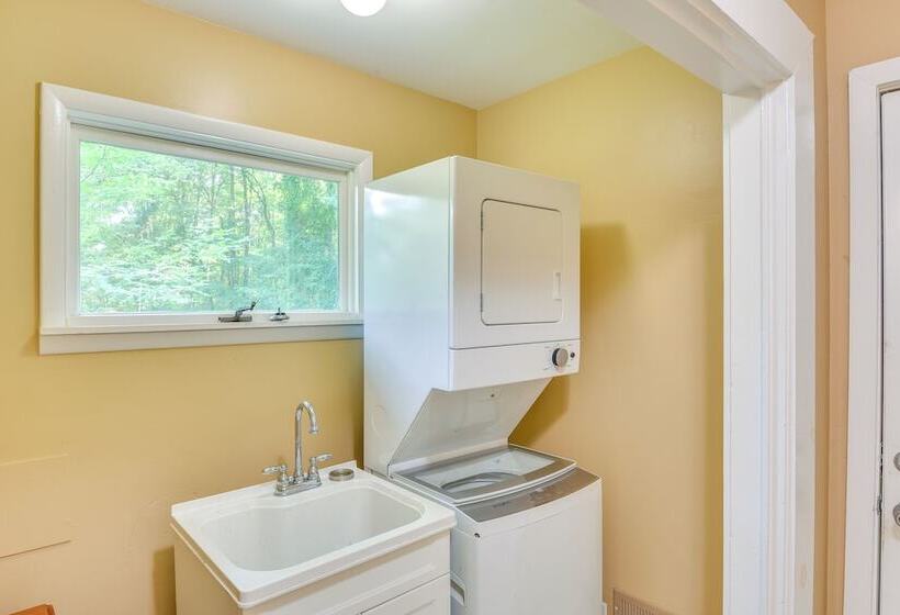 5 Mi To Warren Dunes Secluded Sawyer Home!