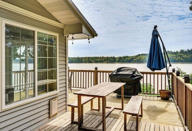 Serene Shelton Sanctuary W/ Private Beach & Kayaks