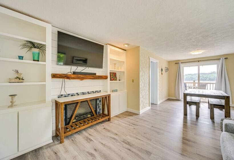 Serene Shelton Sanctuary W/ Private Beach & Kayaks