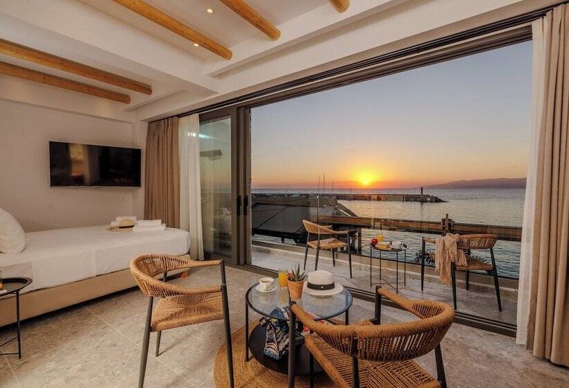 Soho Seafront Suites