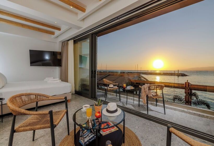 Soho Seafront Suites