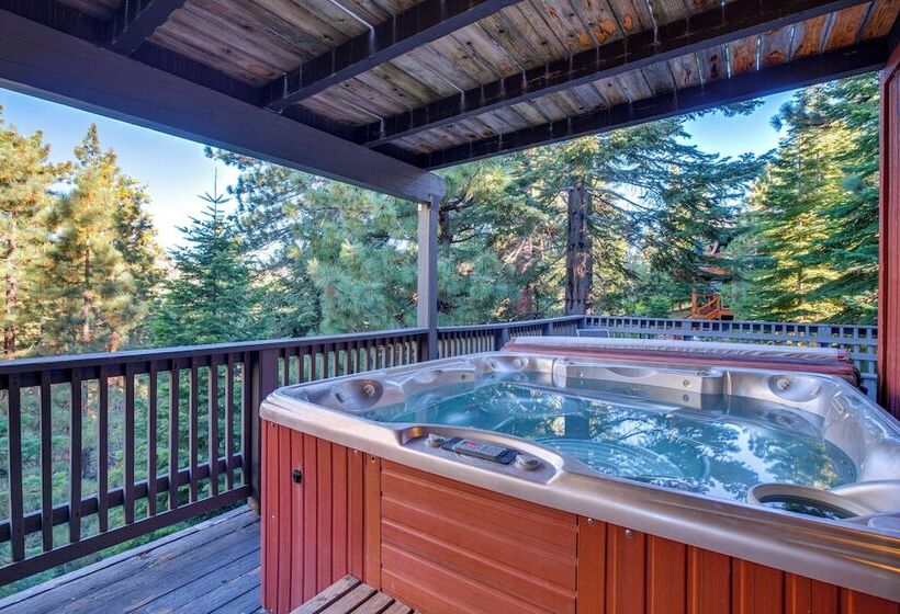 South Lake Tahoe Home W/ Game Rooms, Decks & Sauna