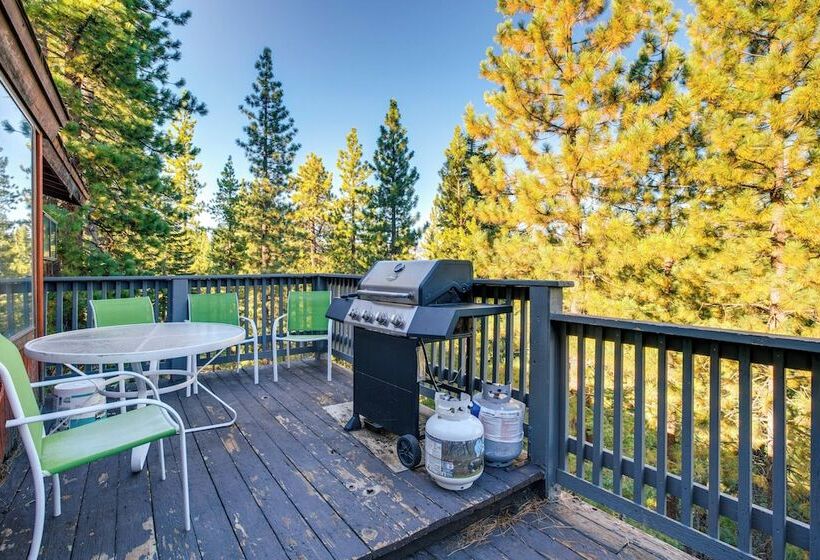 South Lake Tahoe Home W/ Game Rooms, Decks & Sauna