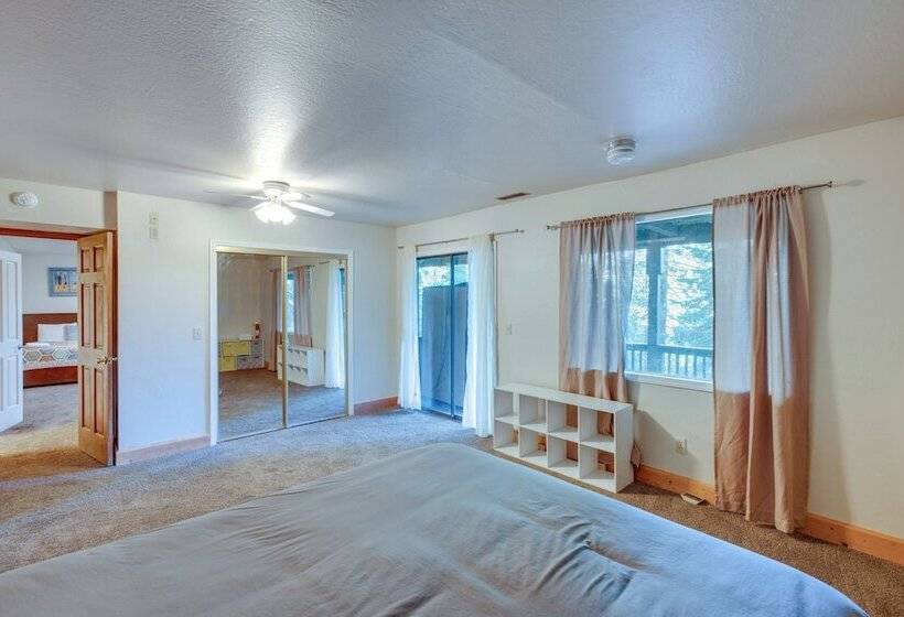South Lake Tahoe Home W/ Game Rooms, Decks & Sauna