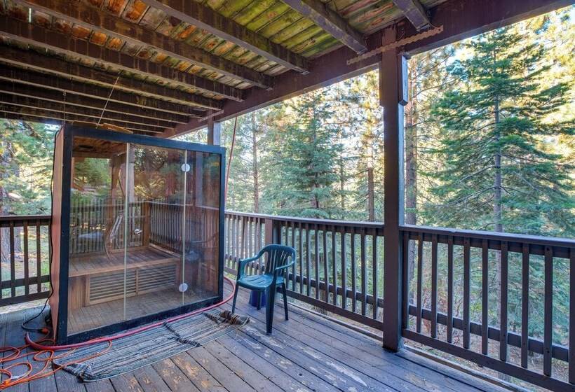 South Lake Tahoe Home W/ Game Rooms, Decks & Sauna