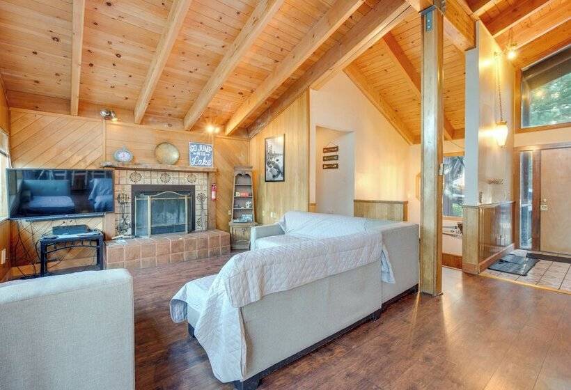 South Lake Tahoe Home W/ Game Rooms, Decks & Sauna