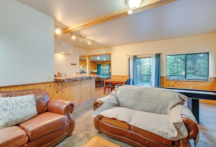 South Lake Tahoe Home W/ Game Rooms, Decks & Sauna