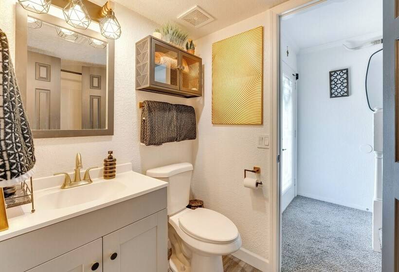 5 Mi To Airport: Bullhead City Villa W/ Mtn Views