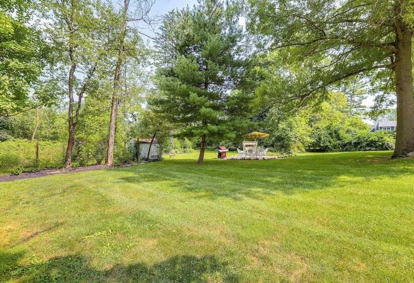 Princeton Home W/ Patio: Pets Welcome!