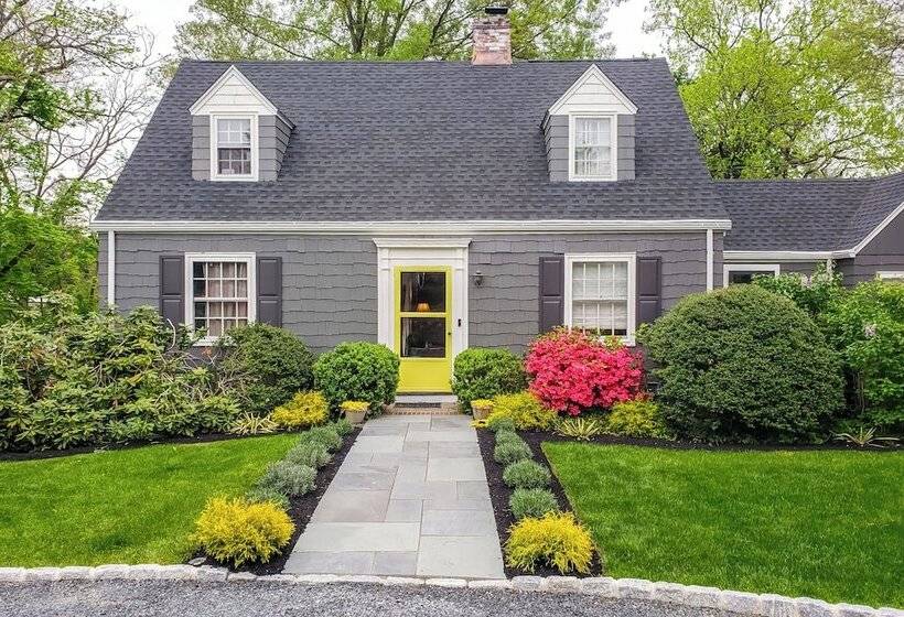 Princeton Home W/ Patio: Pets Welcome!