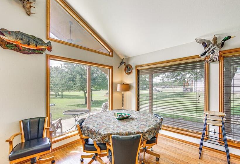 Rhodes Retreat W/ Dock On Cedar Creek Lake!