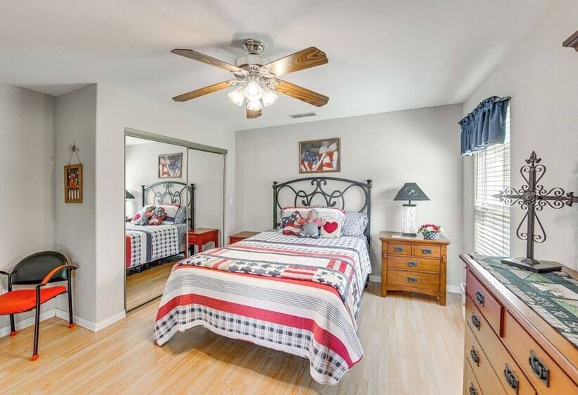 Rhodes Retreat W/ Dock On Cedar Creek Lake!