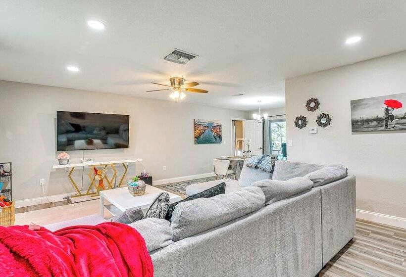 Weeki Lake Home: Heated Pool, By Disney & Kayaking