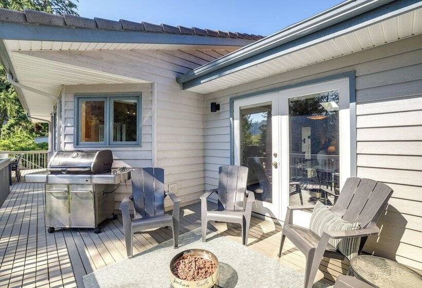 Sudden Valley Home ~ 1 Block To Lake Whatcom!